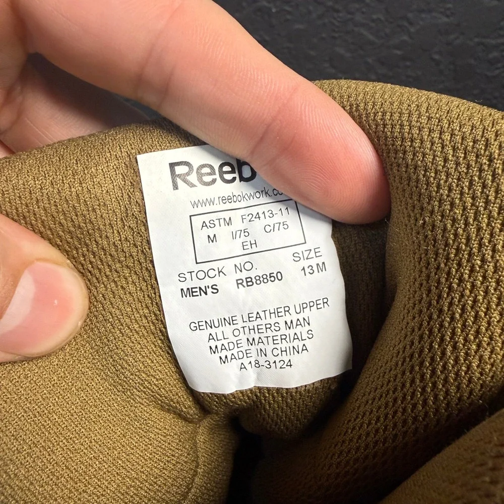 Reebok dauntless rb8850